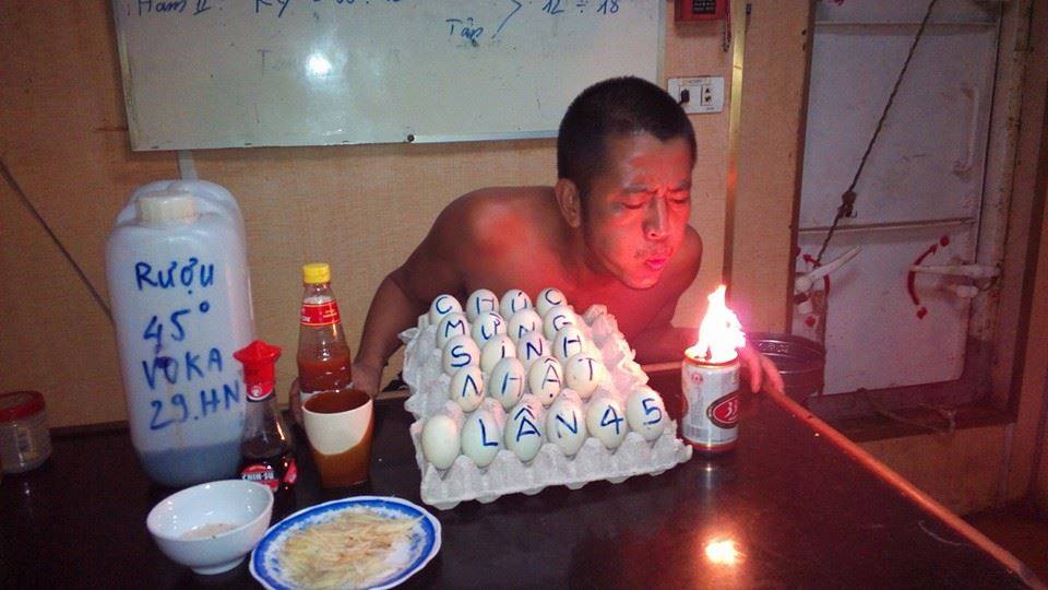 Hình ảnh mừng sinh nhật hài hước