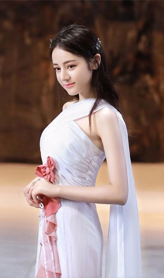 Ảnh nền girl xinh 3D xinh đẹp lộng lẫy như một nàng thiên sứ thánh thiện nhất