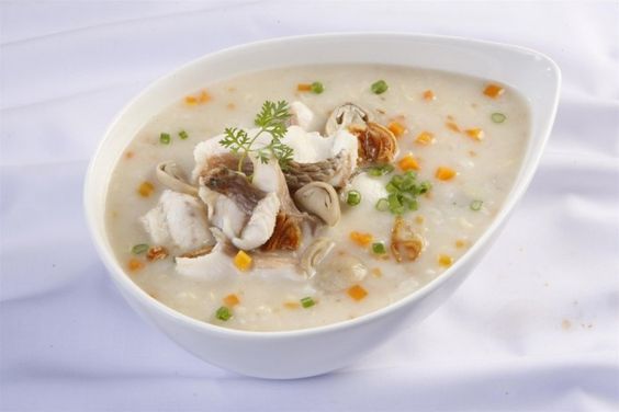 Cháo hạt sen là một thực đơn ăn kiêng hiệu quả