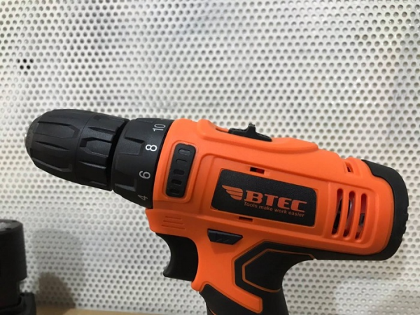Máy khoan pin 12V Btec BT12V - 2 pin