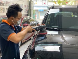 Đánh bóng ô tô có xoá xước được không?