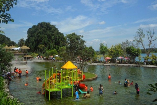 Khu du lịch Suối Mơ