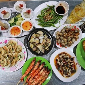 TOP 5 Quán Ốc Quận 4 Ngon Rẻ Ở Đường Vĩnh Khánh