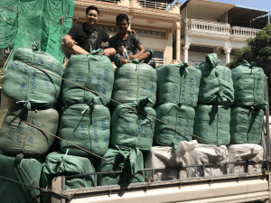 Địa chỉ bán buôn hàng thùng tuyển chọn uy tín, giá rẻ toàn quốc