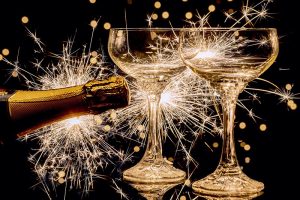 Cách Mở Rượu Champagne Và Rượu Vang Nổ