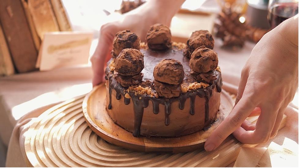 Bánh sinh nhật Chocolate Truffle sang trọng