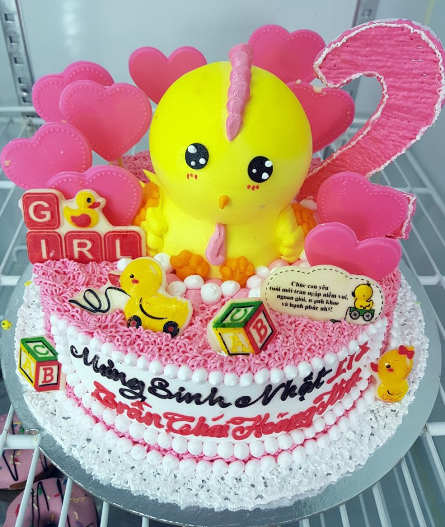 Bánh sinh nhật con gà đáng yêu
