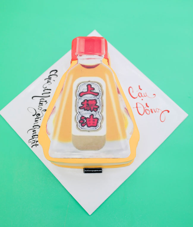Bánh sinh nhật dầu gió
