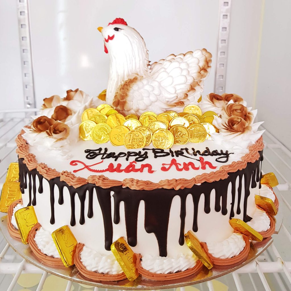 Bánh sinh nhật hình con gà mái