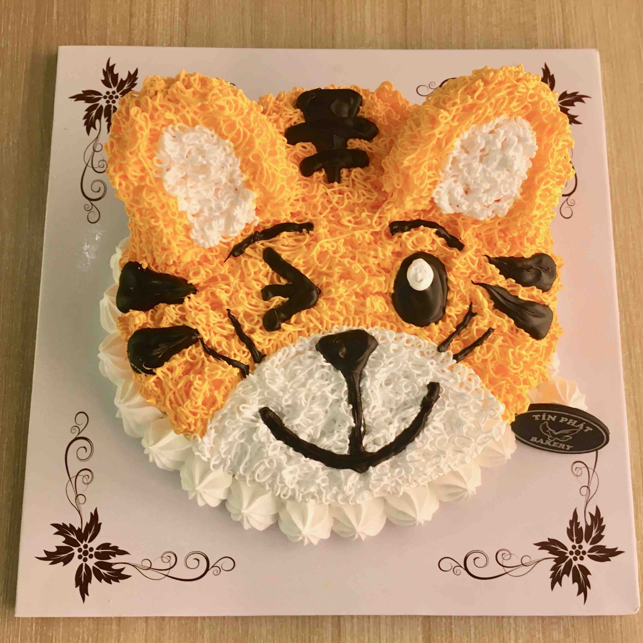 Bánh sinh nhật hình con hổ dễ thương