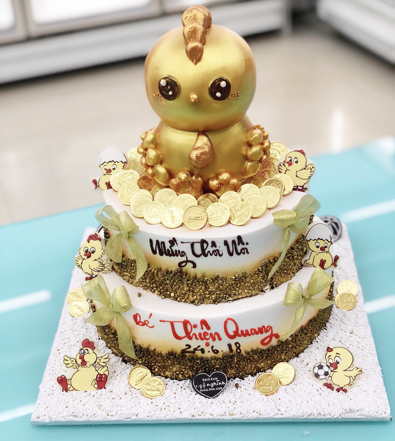 Bánh sinh nhật tuổi gà thôi nôi