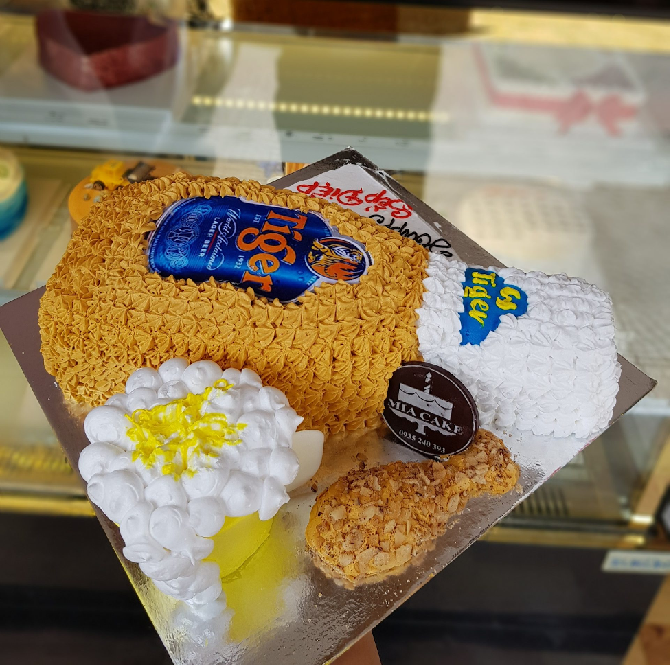 Mẫu ảnh sinh nhật hài hước có nhậu không