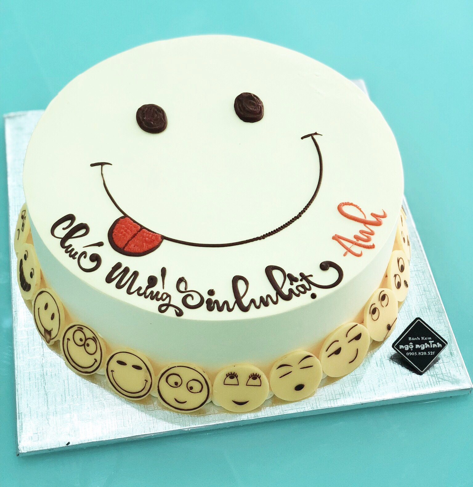 Mẫu bánh sinh nhật mặt cười