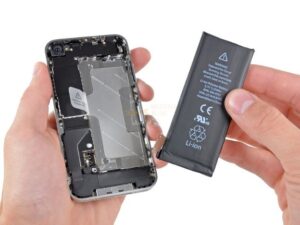 Thay Pin iPhone 11 Ở Đâu Uy Tín Tại TP.HCM?