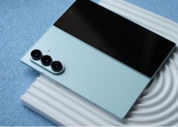 Khả năng chống nước và độ bền của Galaxy Z Fold 7- Có xứng đáng nâng cấp?